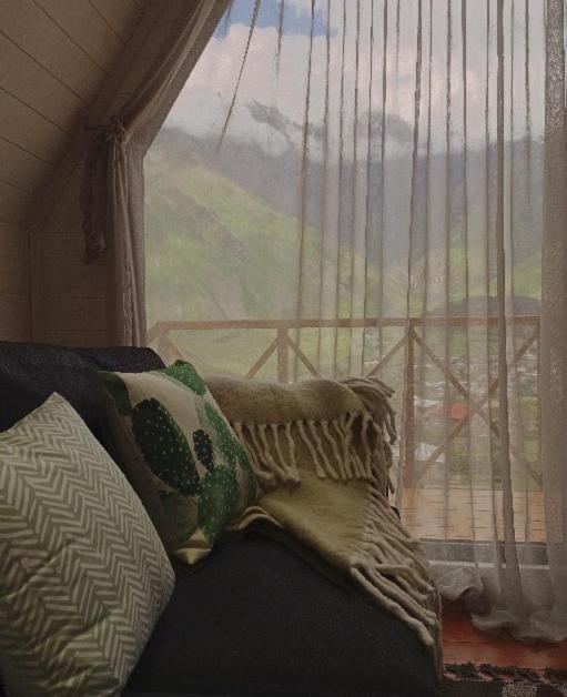 Cottage Toladi Kazbegi Eksteriør billede